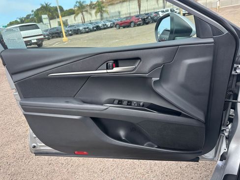 Used 2025 Toyota Camry LE image 20