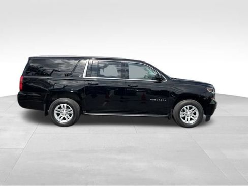 Used 2019 Chevrolet Suburban LT AWD/4WD image 8