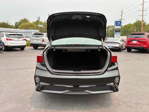 Used 2023 Kia Forte GT-Line FWD image 11