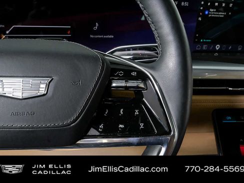 Used 2025 Cadillac Escalade IQ Sport 2 AWD/4WD image 11