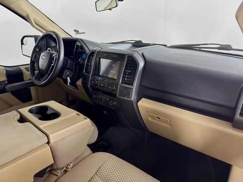 Used 2019 Ford F150 XLT image 34