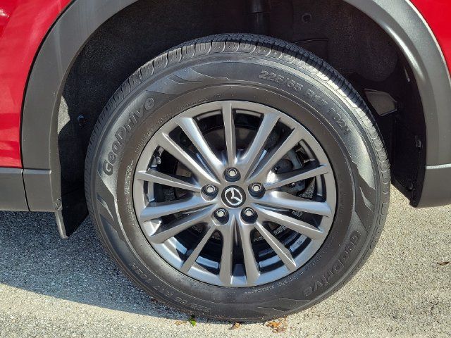 Used 2021 MAZDA CX-5 Touring w/ Touring Preferred SV Package FWD image 3