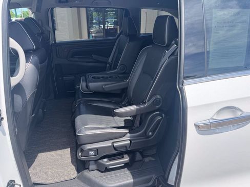 Used 2024 Honda Odyssey Touring image 8