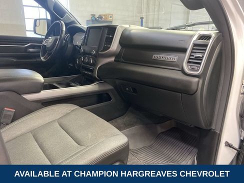Used 2022 RAM 1500 Big Horn AWD/4WD image 37