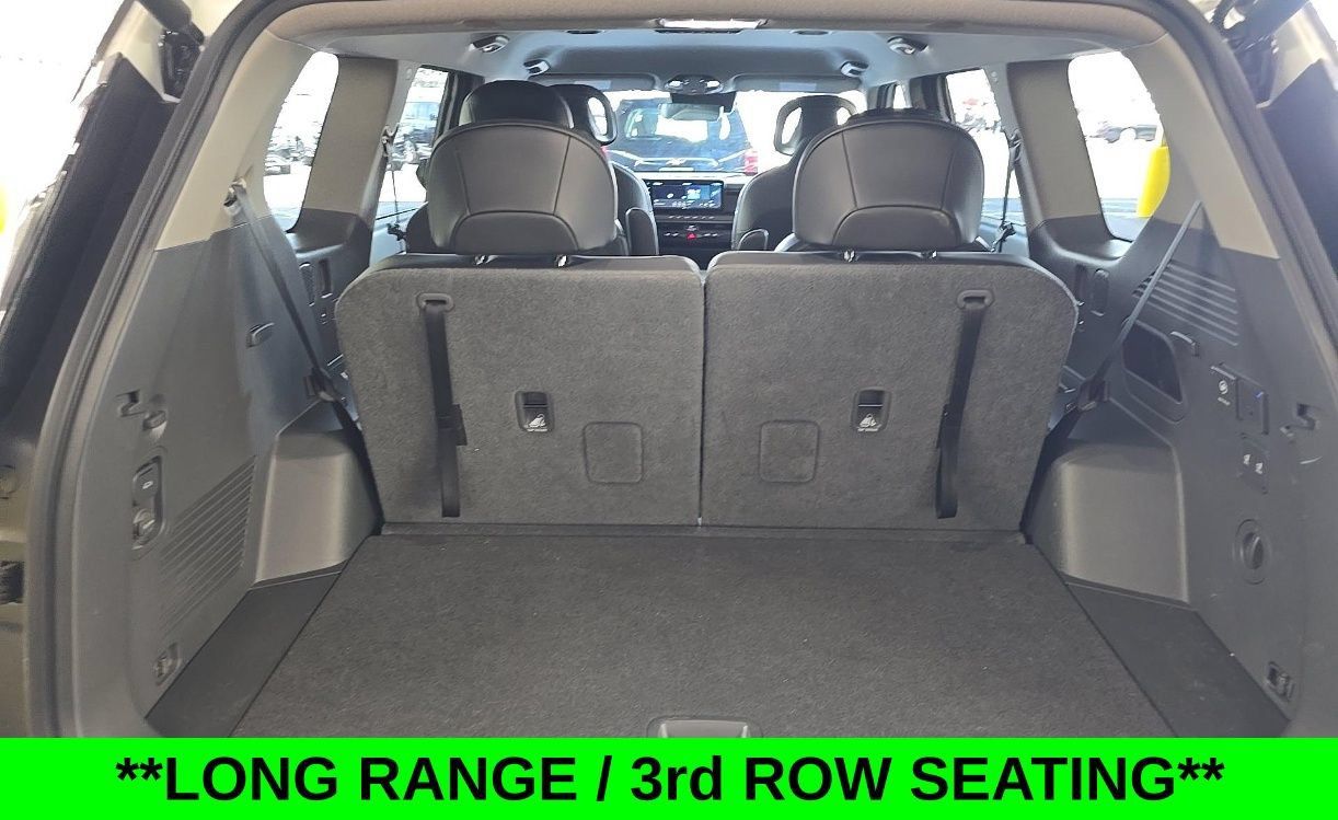 Certified 2024 Kia EV9 Light Long Range RWD image 11