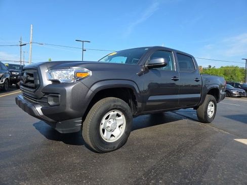 Used 2023 Toyota Tacoma SR AWD/4WD image 3