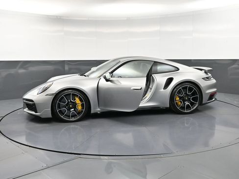 Certified 2025 Porsche 911 Turbo S AWD/4WD image 37