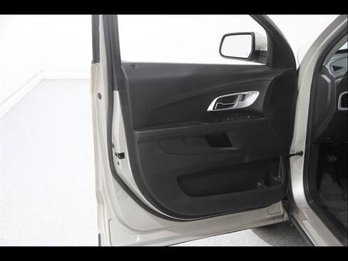 Used 2016 Chevrolet Equinox LT w/ Convenience Package FWD image 4