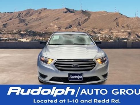 Used 2018 Ford Taurus SE image 8