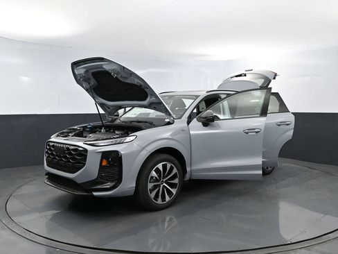 New 2026 Audi Q3 quattro 2.0T AWD/4WD image 28