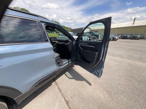 Used 2026 Ford Explorer ST-Line AWD/4WD image 18