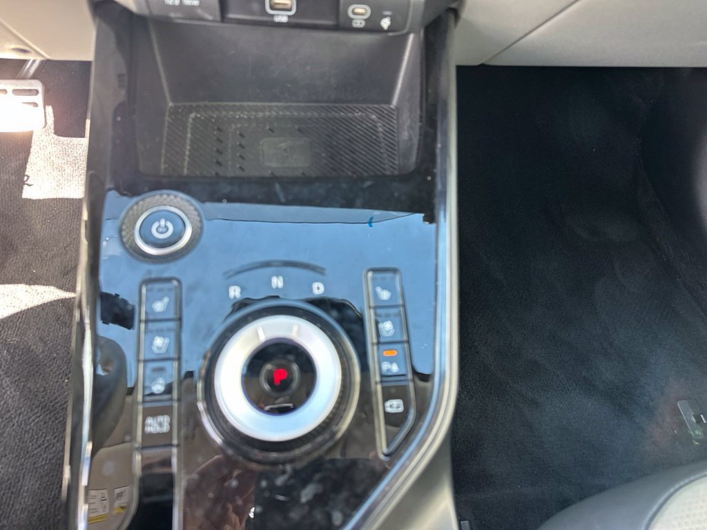 Used 2024 Kia Niro Wave w/ Wave Preserve Package FWD image 13