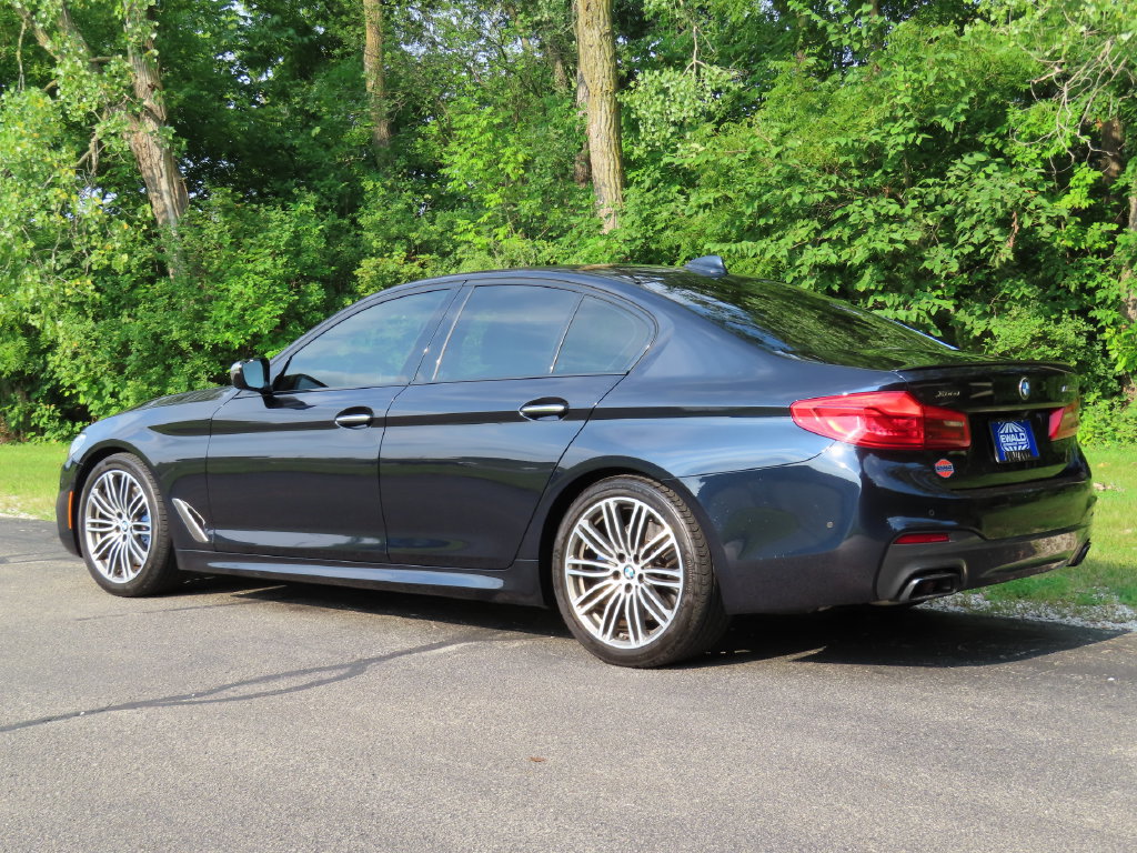 Used 2018 BMW M550i xDrive AWD/4WD image 28