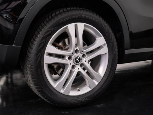 Used 2018 Mercedes-Benz GLA 250 4MATIC image 53
