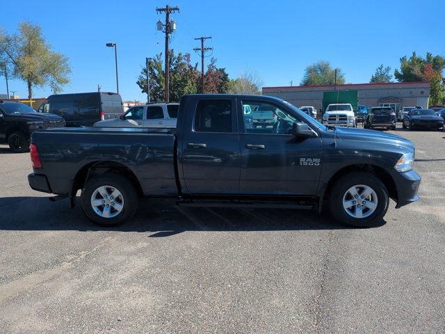 Used 2017 RAM 1500 Express AWD/4WD image 4