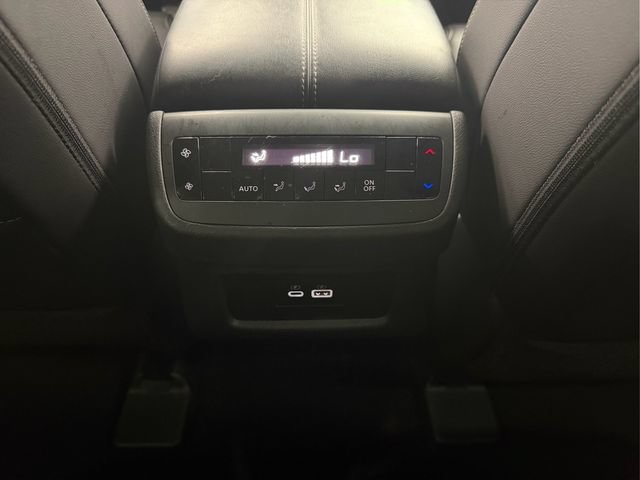 Certified 2025 Nissan Pathfinder SL FWD image 21