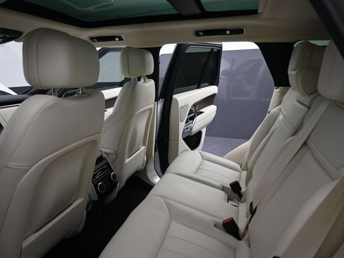 Used 2023 Land Rover Range Rover SE AWD/4WD image 20