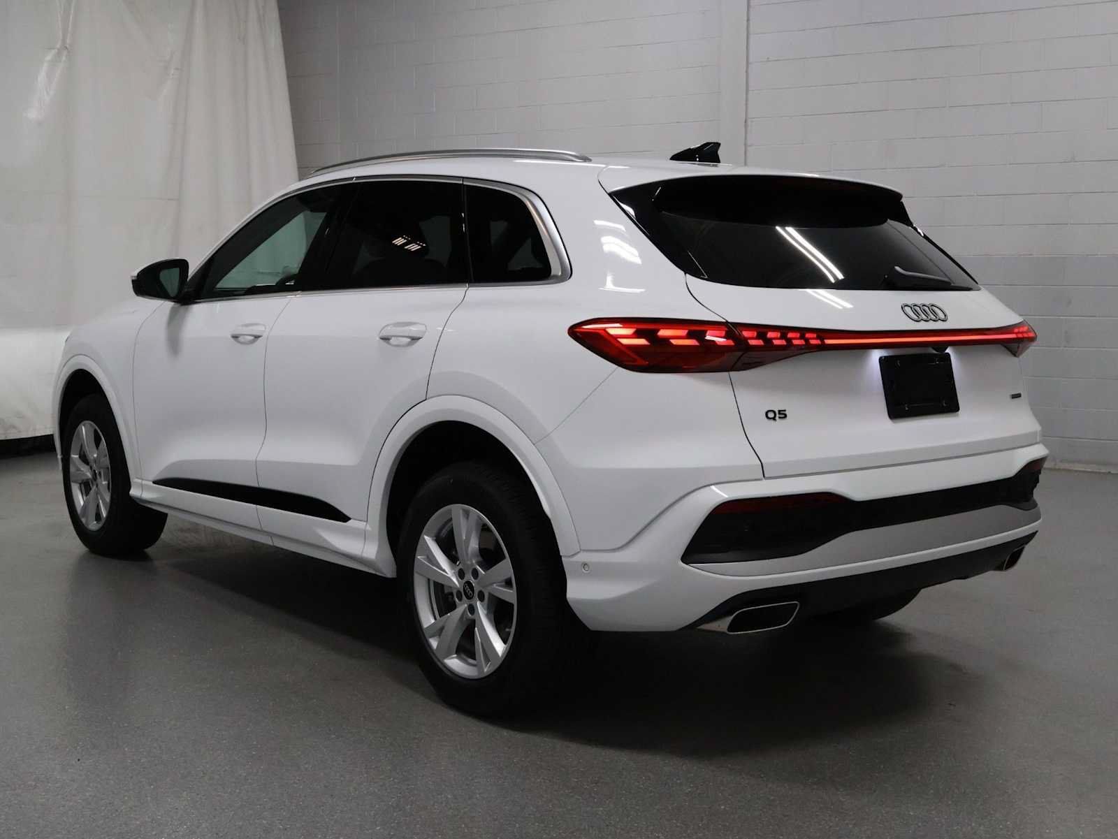 New 2026 Audi Q5 Premium AWD/4WD image 3