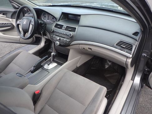 Used 2011 Honda Accord LX image 12