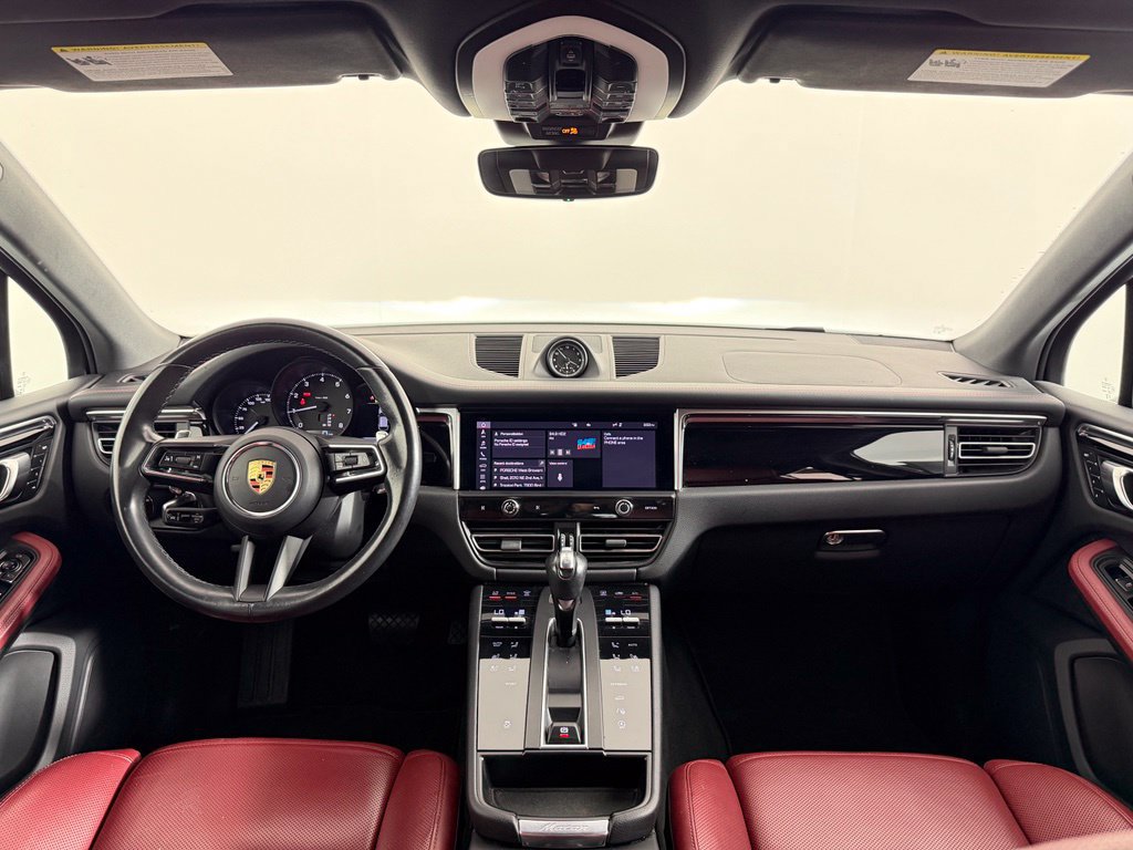 Used 2023 Porsche Macan AWD/4WD image 6