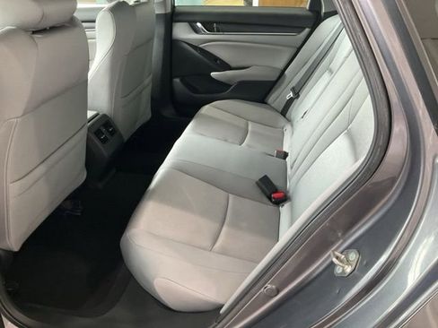 Used 2019 Honda Accord EX image 19