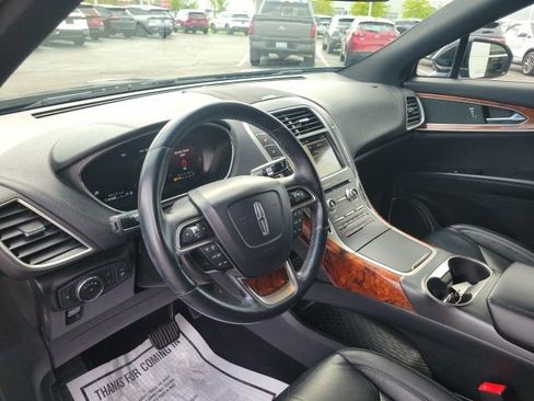 Used 2019 Lincoln Nautilus Select AWD/4WD image 25