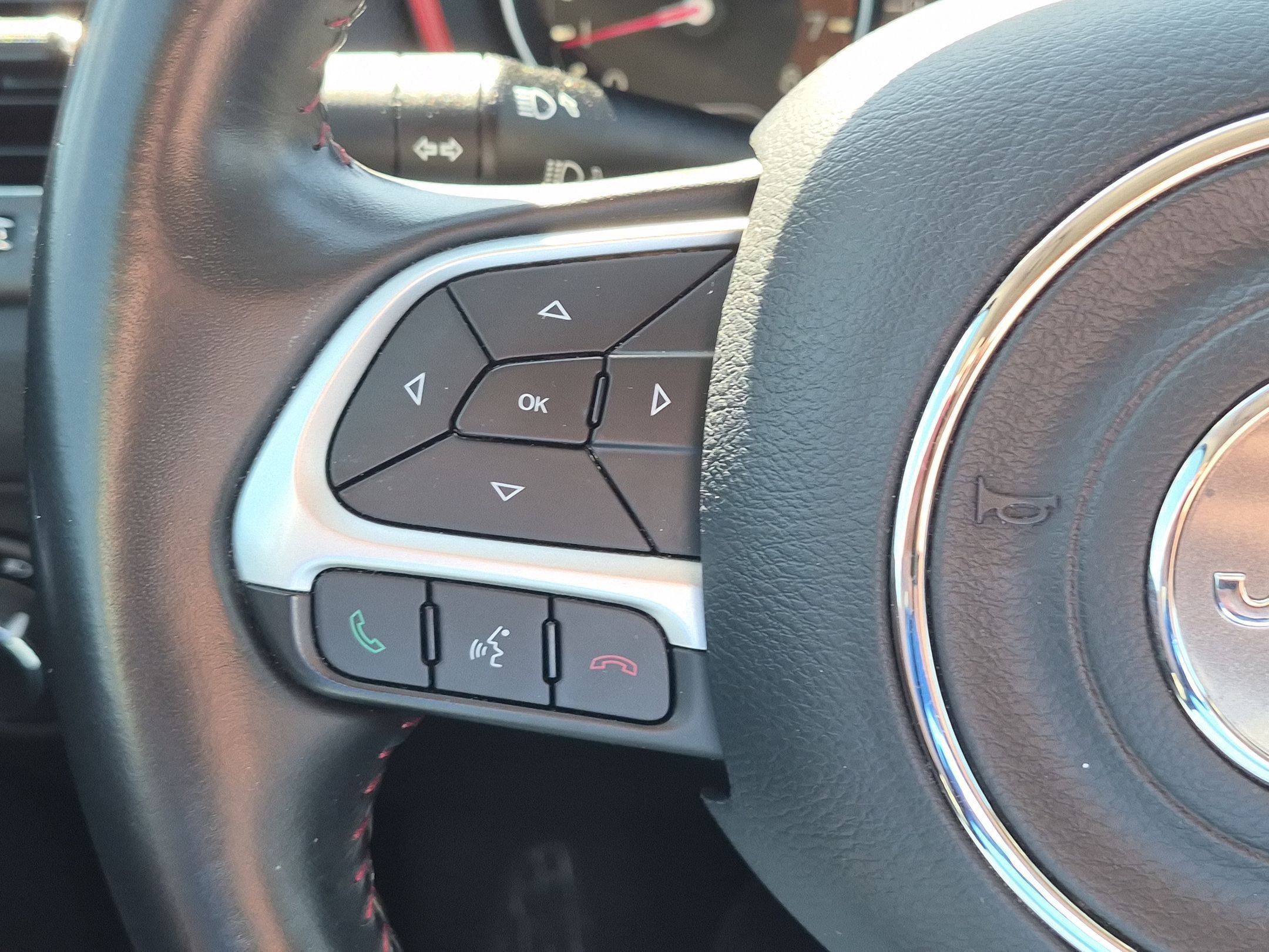 Used 2018 Jeep Compass Trailhawk AWD/4WD image 17