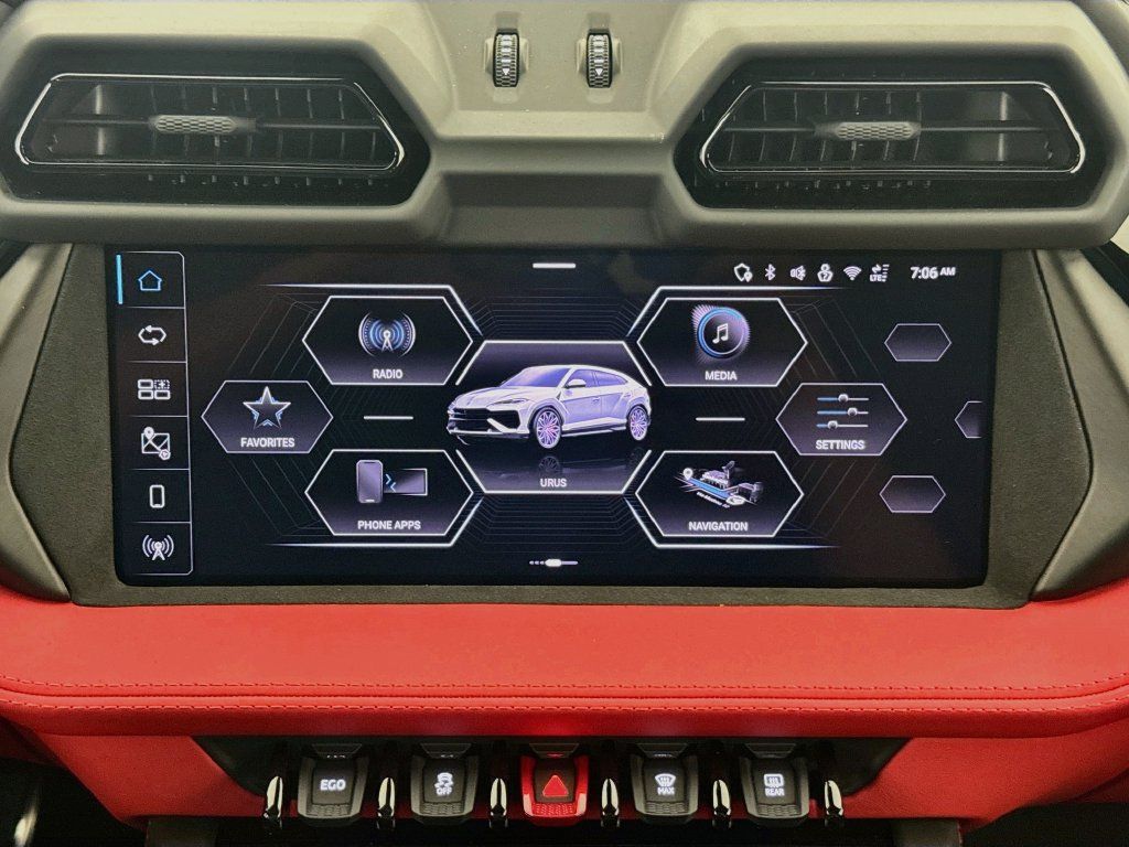 Used 2026 Lamborghini Urus SE AWD/4WD image 15