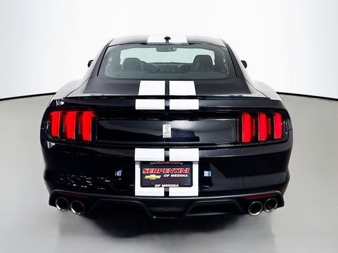 Used 2016 Ford Mustang Shelby GT350 w/ Technology Package RWD image 7