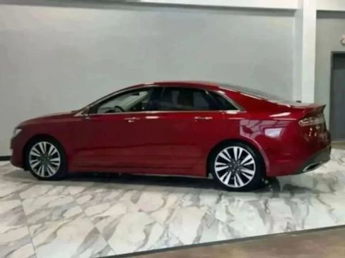 Used 2018 Lincoln MKZ Hybrid w/ Technology Package image 39