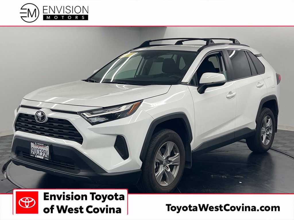 Used 2025 Toyota RAV4 XLE w/ Convenience Package FWD image 1