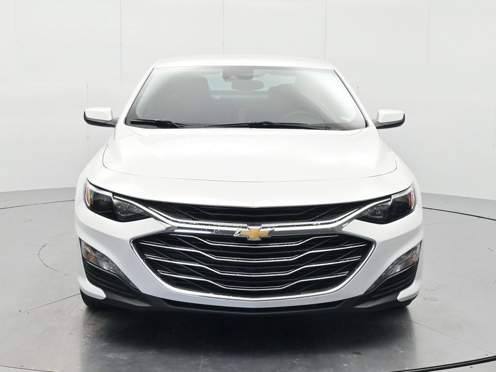 Certified 2025 Chevrolet Malibu LT FWD image 2
