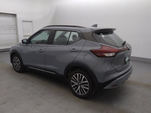Used 2021 Nissan Kicks SR w/ SR Premium Package FWD image 3