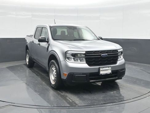 Used 2022 Ford Maverick XL image 4