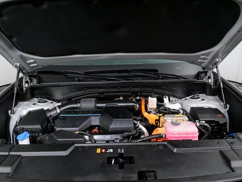 Certified 2024 Hyundai Santa Fe SEL image 33