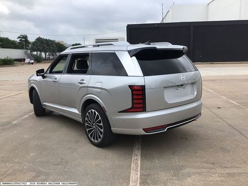 Used 2026 Hyundai Palisade Calligraphy FWD image 6