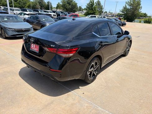 Used 2024 Nissan Sentra SV w/ All-Weather Package FWD image 5