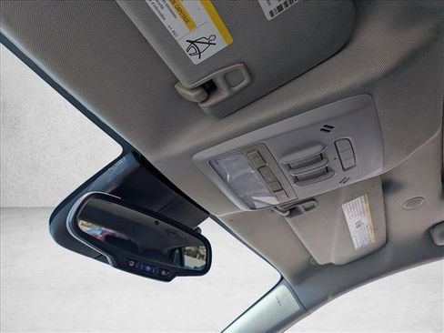 Used 2019 Buick Encore Essence FWD image 13