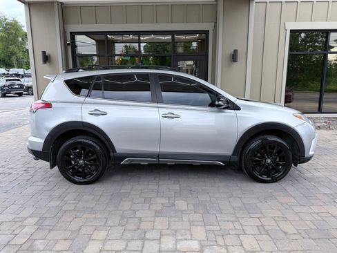 Used 2018 Toyota RAV4 Adventure AWD/4WD image 31