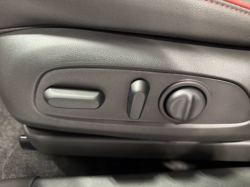 New 2026 Chevrolet TrailBlazer RS w/ Convenience Package FWD image 29