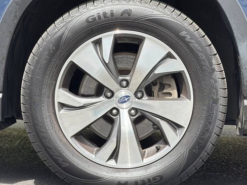Used 2024 Subaru Ascent Premium AWD/4WD image 24