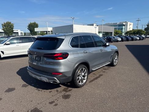 Certified 2024 BMW X5 xDrive40i w/ Parking Assistance Package AWD/4WD image 5