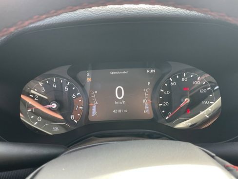 Used 2024 Jeep Compass Trailhawk image 7