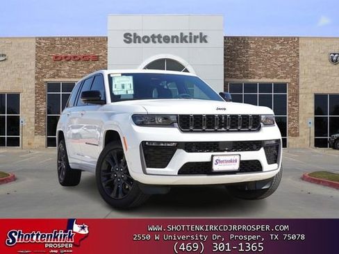 New 2026 Jeep Grand Cherokee Limited AWD/4WD image 1