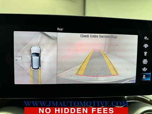 Used 2021 Mercedes-Benz GLC 300 4MATIC image 31