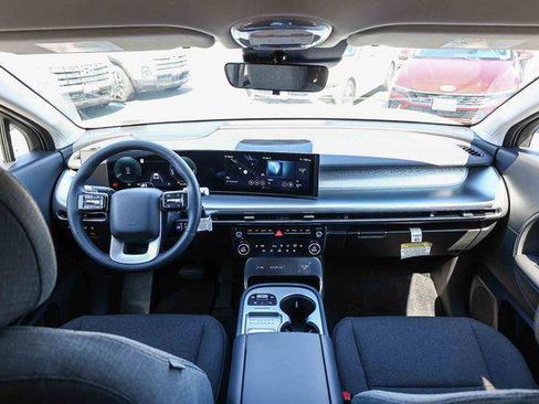 New 2026 Hyundai Ioniq 9 SE image 12