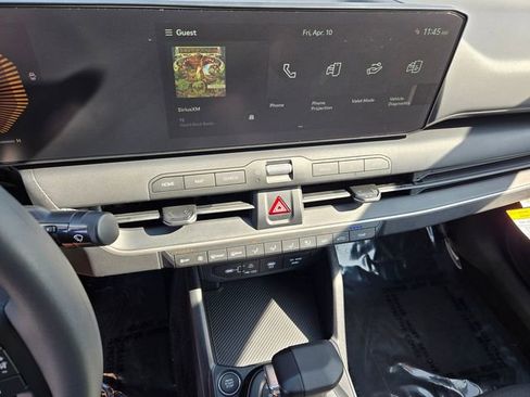 New 2026 Kia K4 LX image 9