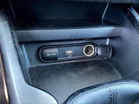 Used 2021 Kia Soul LX FWD image 14