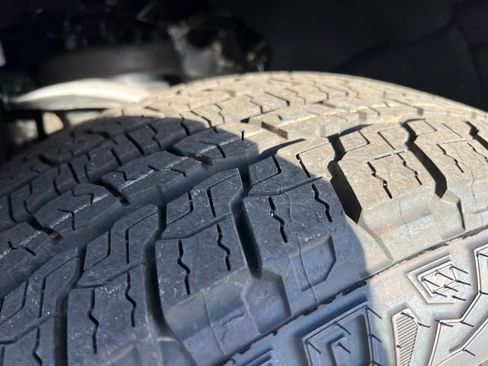 New 2026 GMC Yukon XL AT4 Ultimate image 25