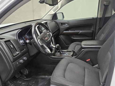 Used 2015 GMC Canyon SLE image 12